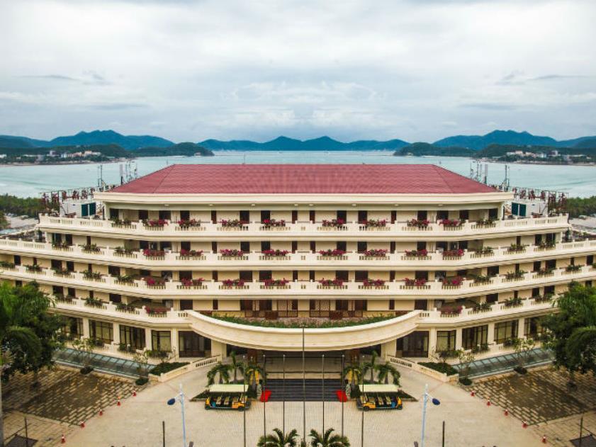 Отель Yuhuayuan Seaview Санья Экстерьер фото